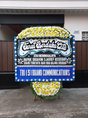 Papan Bunga Duka di Cengkeh Turi